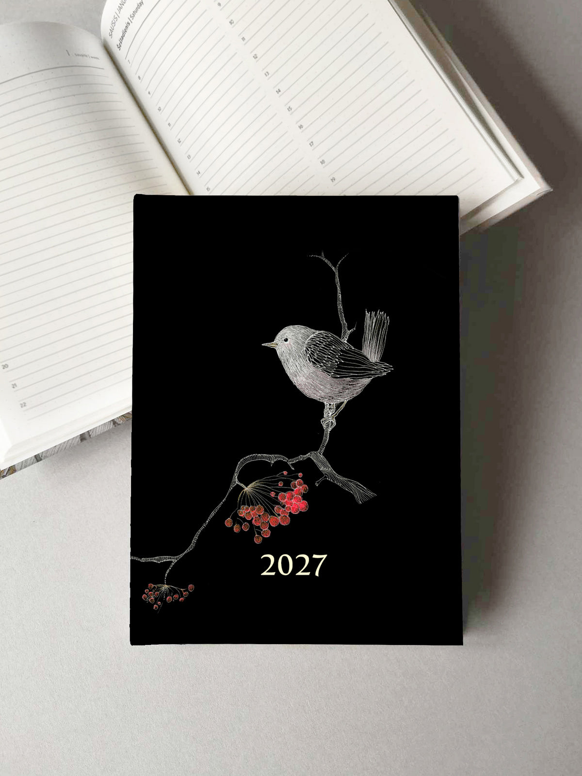 2027 m. darbo kalendorius | Paukščiukas juodas