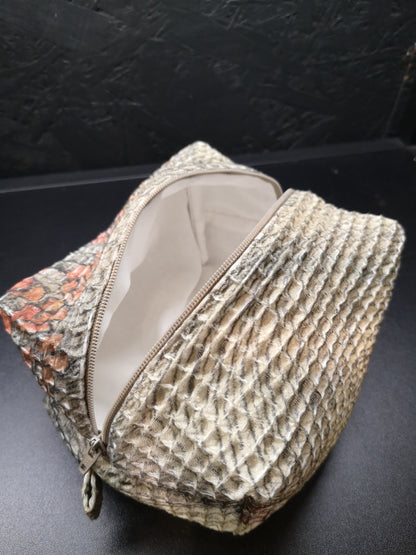 Kosmetinė "Žolynai" pilka-oranžinė